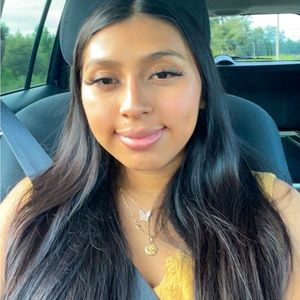 Meet your Posher, Mitzi